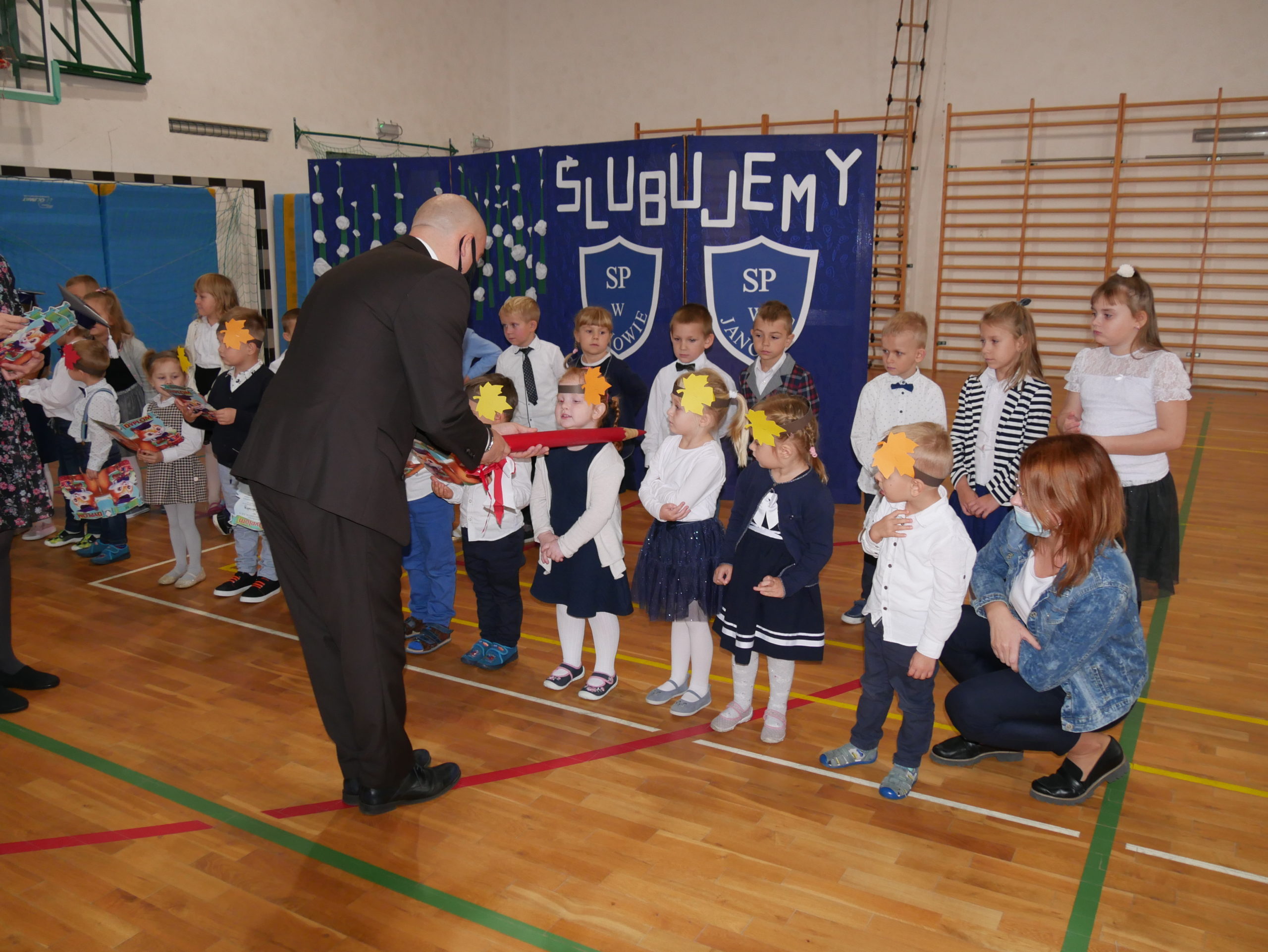 pasowanie SP JANÓW 21.10 (86)